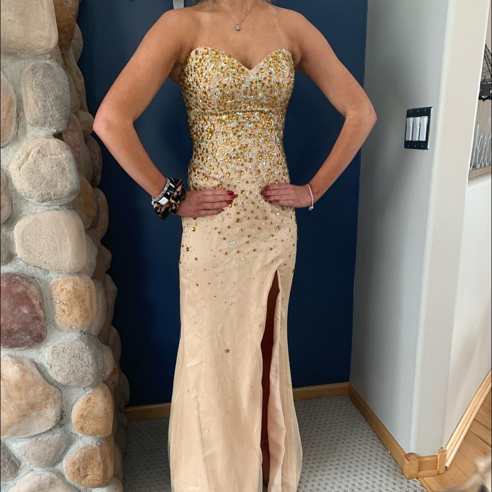 Prom dress